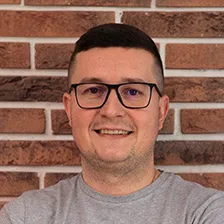 Taras – Tile & Surface Specialist for Bathrooms, Kitchens, and Refinishing Projects